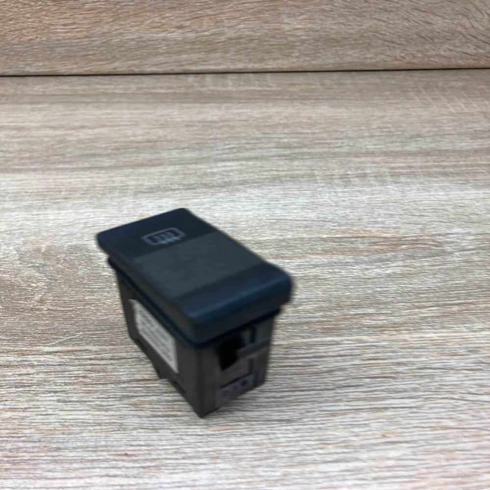 4A0941503   Windscreen/window heater switch Audi 100 S4 C4