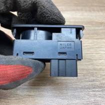 Nissan Niles Japan Mirror Switch   Wing mirror switch Nissan Almera N16