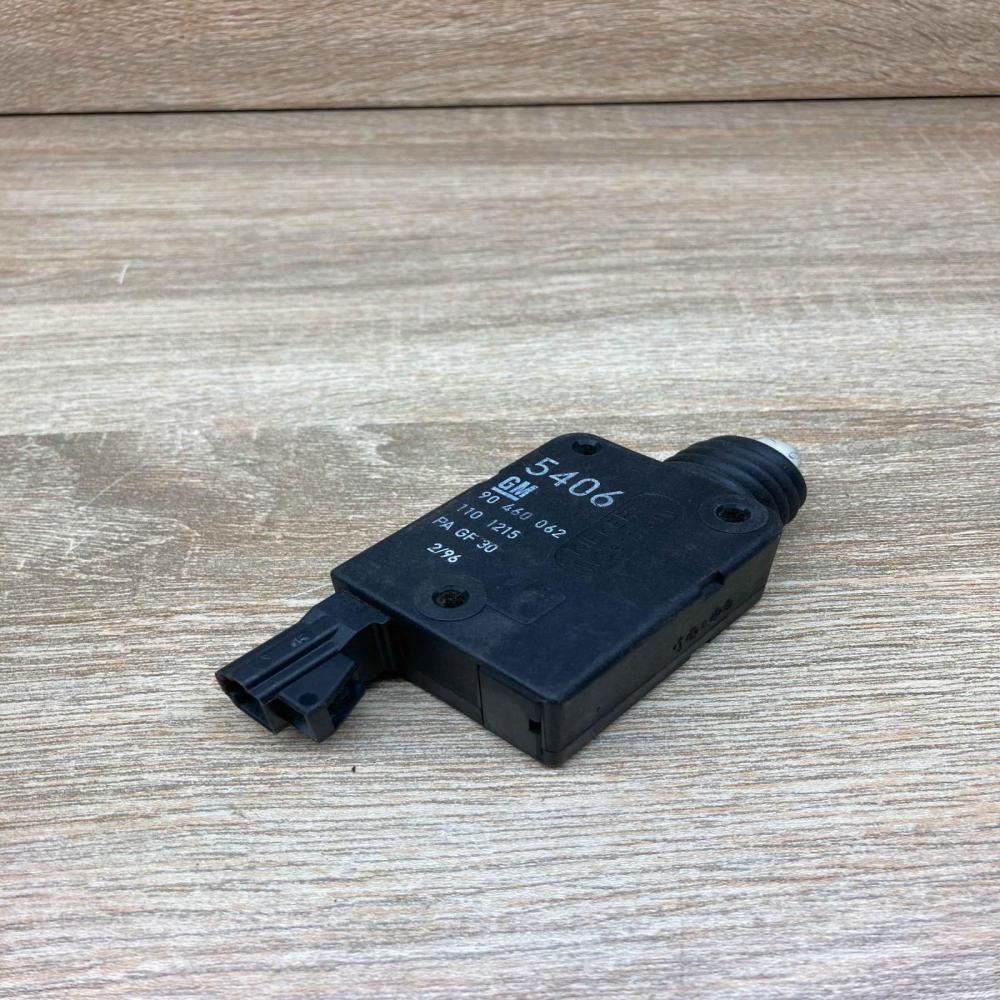 90460062 5406  Central locking motor Opel Astra G