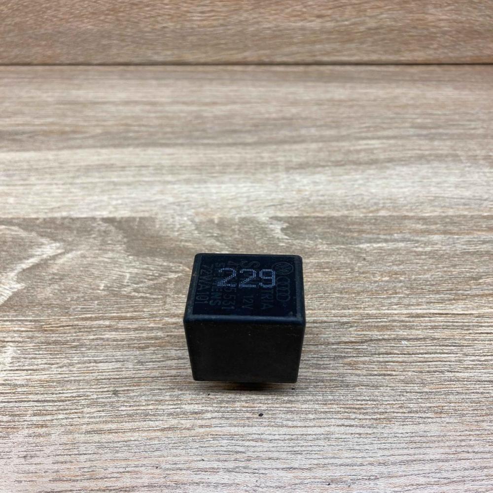 431955531 72WA101 229 Other relay Audi 80 90 S2 B4