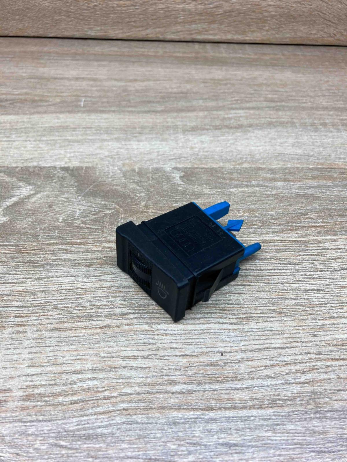 4A0941301A   Headlight level height control switch Audi A6 S6 C4 4A