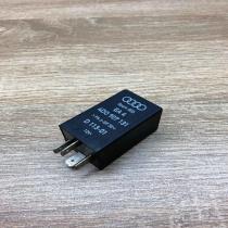 4D0907131  382 Other relay Audi A4 S4 B5 8D