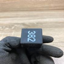 4D0907131  382 Other relay Audi A4 S4 B5 8D