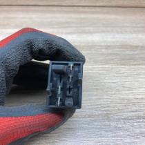 893941503   Windscreen/window heater switch Audi 80 90 S2 B4