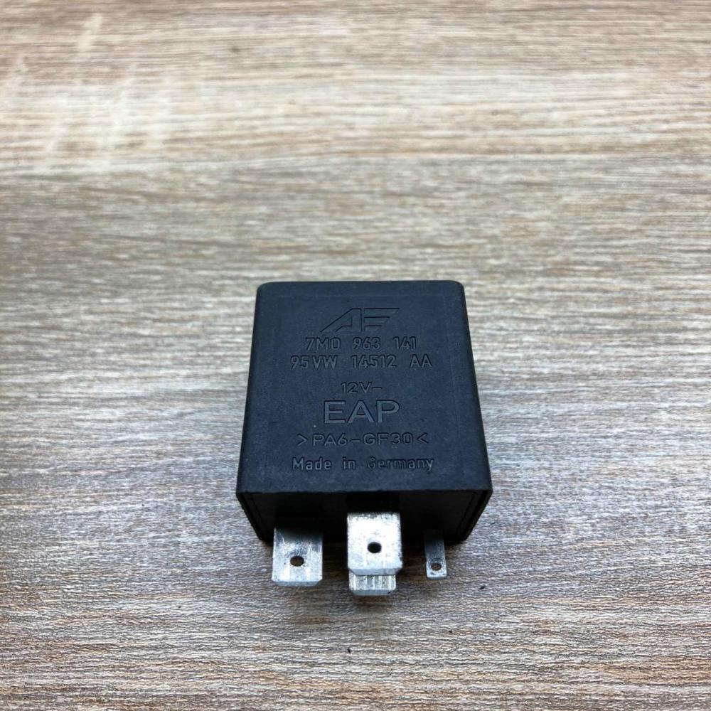 7M0963141 95VW14512AA 149 Other relay Seat Alhambra (Mk1)