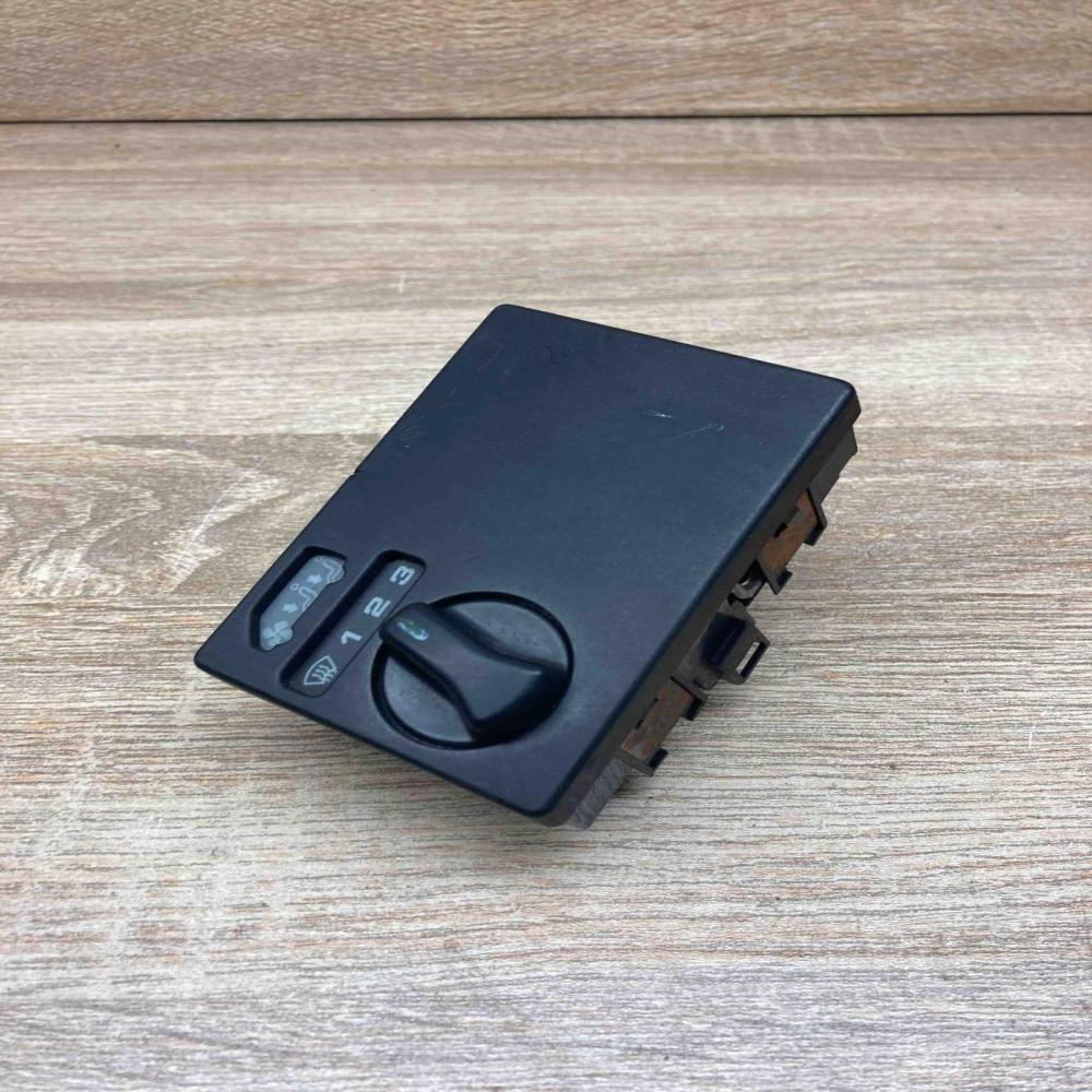 701959531   Light switch Volkswagen Transporter - Caravelle T4