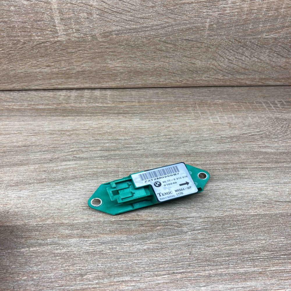 6910678   Airbag deployment crash/impact sensor BMW 5 E39
