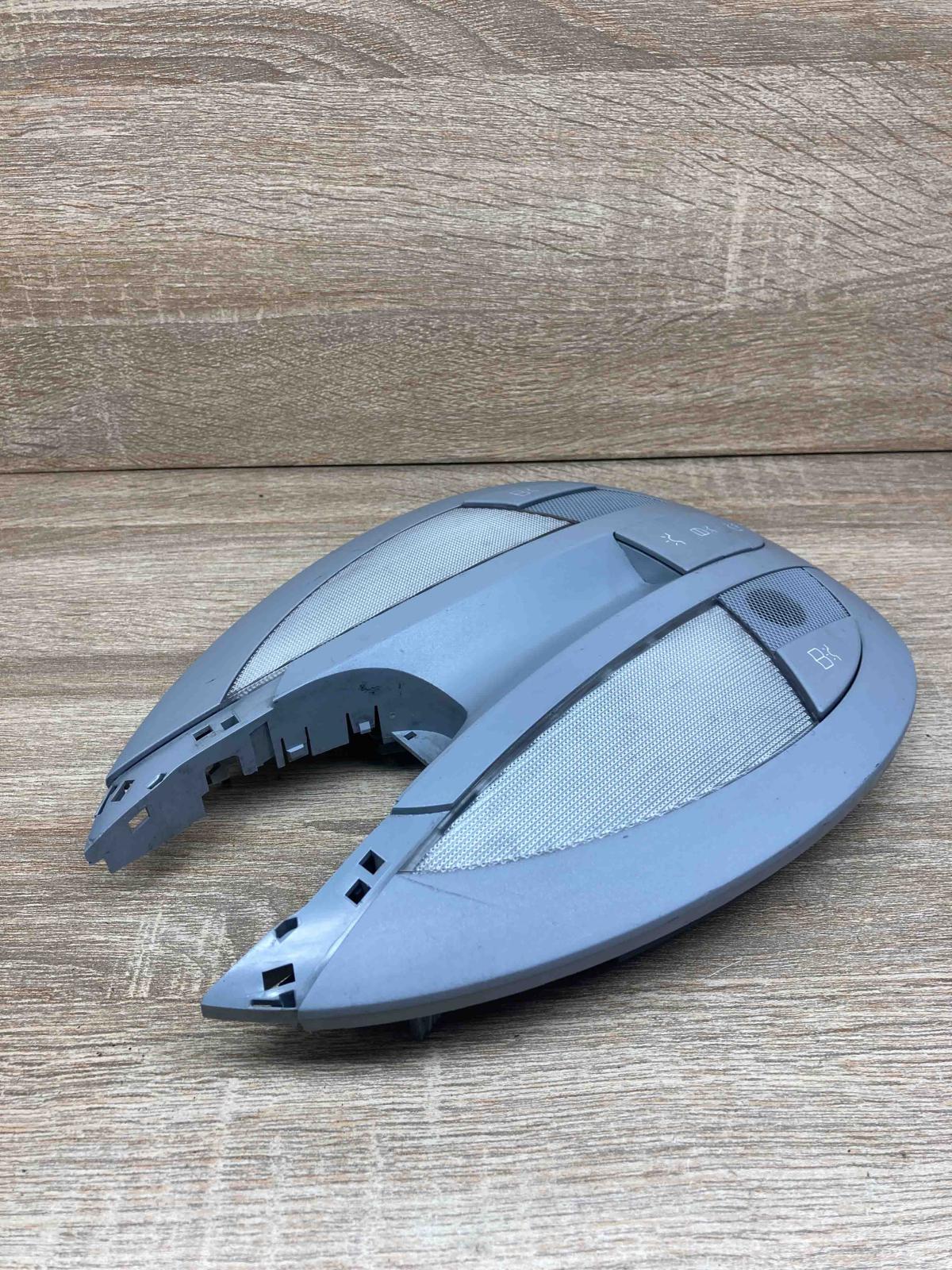 A2118204001 2JM008256  Front seat light Mercedes-Benz E W211