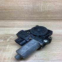 0130821784 0900011499  Rear door window regulator motor Audi A6 S6 C5 4B