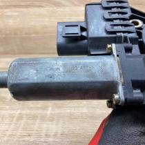 0130821784 0900011499  Rear door window regulator motor Audi A6 S6 C5 4B