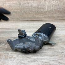 0390241308   Wiper motor Ford Escort