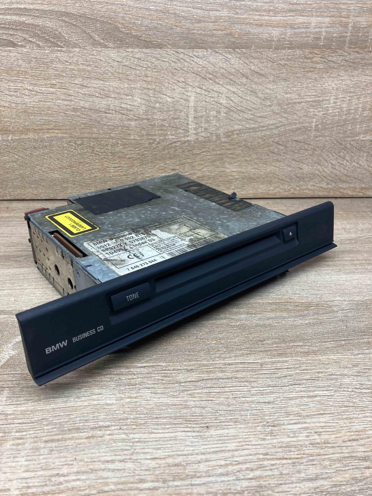 6902818 7649273044  Radio/CD/DVD/GPS head unit BMW 5 E39