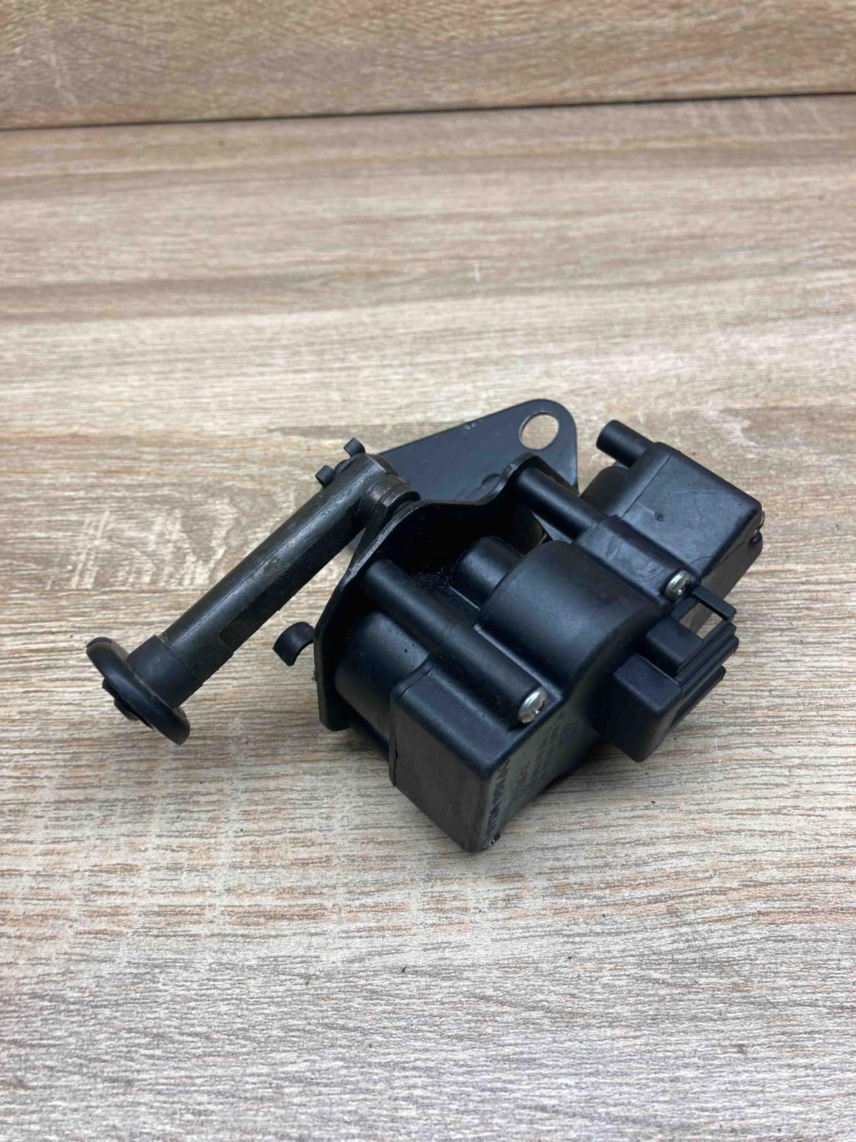 95VWA 29740 AH 7M0847100 Q  Air flap motor/actuator Ford Galaxy