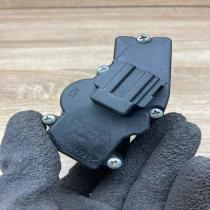 95VWA 29740 AH 7M0847100 Q  Air flap motor/actuator Ford Galaxy