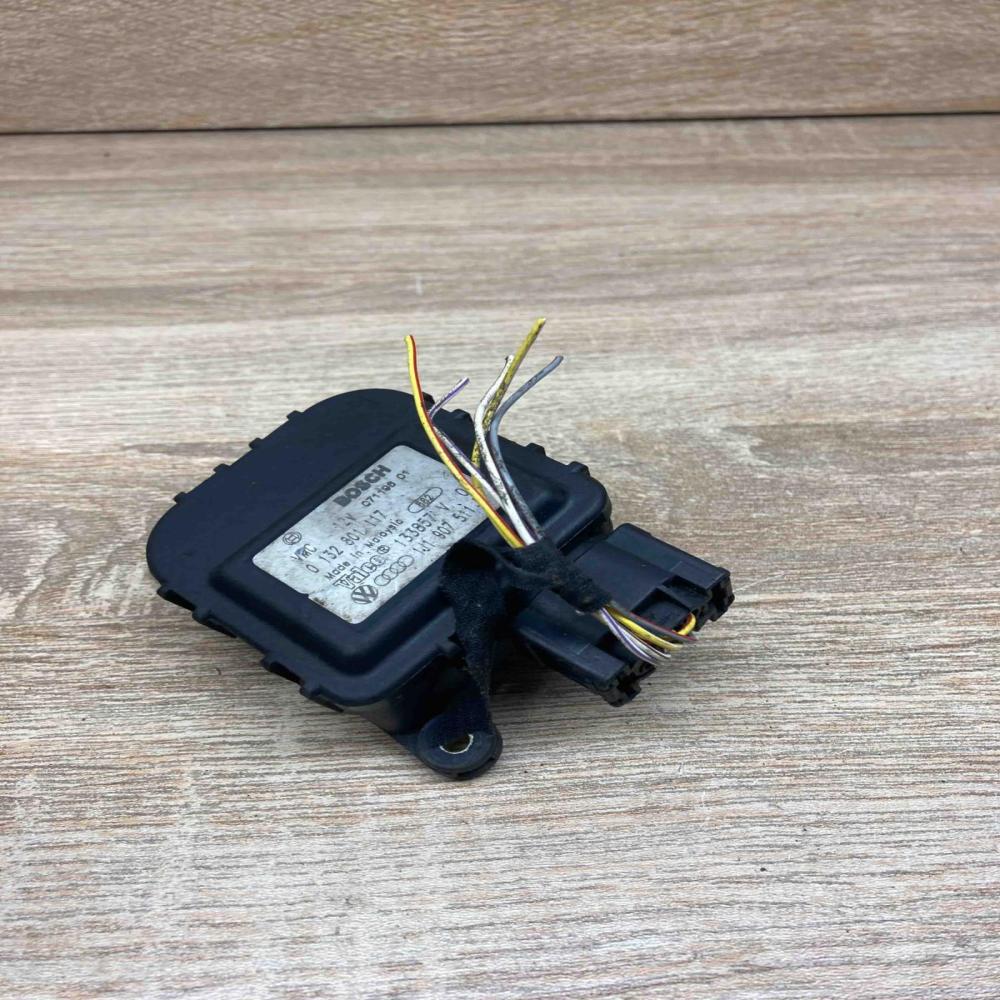 1J1907511D 0132801117 With Plug Air flap motor/actuator Volkswagen Golf IV