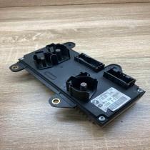 6922820 8ES008270  Power management control unit BMW 7 E65 E66