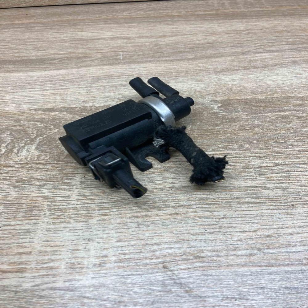 1H0906627 72190320 With Plug Turbo solenoid valve Volkswagen Transporter - Carav