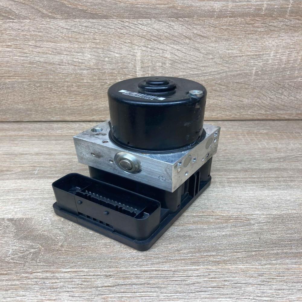 6776056   ABS Pump BMW 3 E92 E93