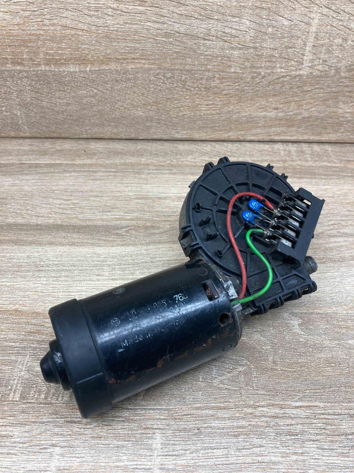 1395106   Wiper motor Renault Scenic I