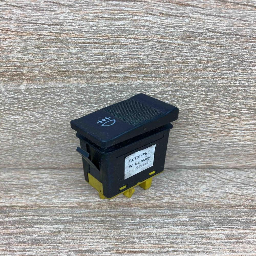 893941563   Fog light switch Audi 80 90 S2 B4