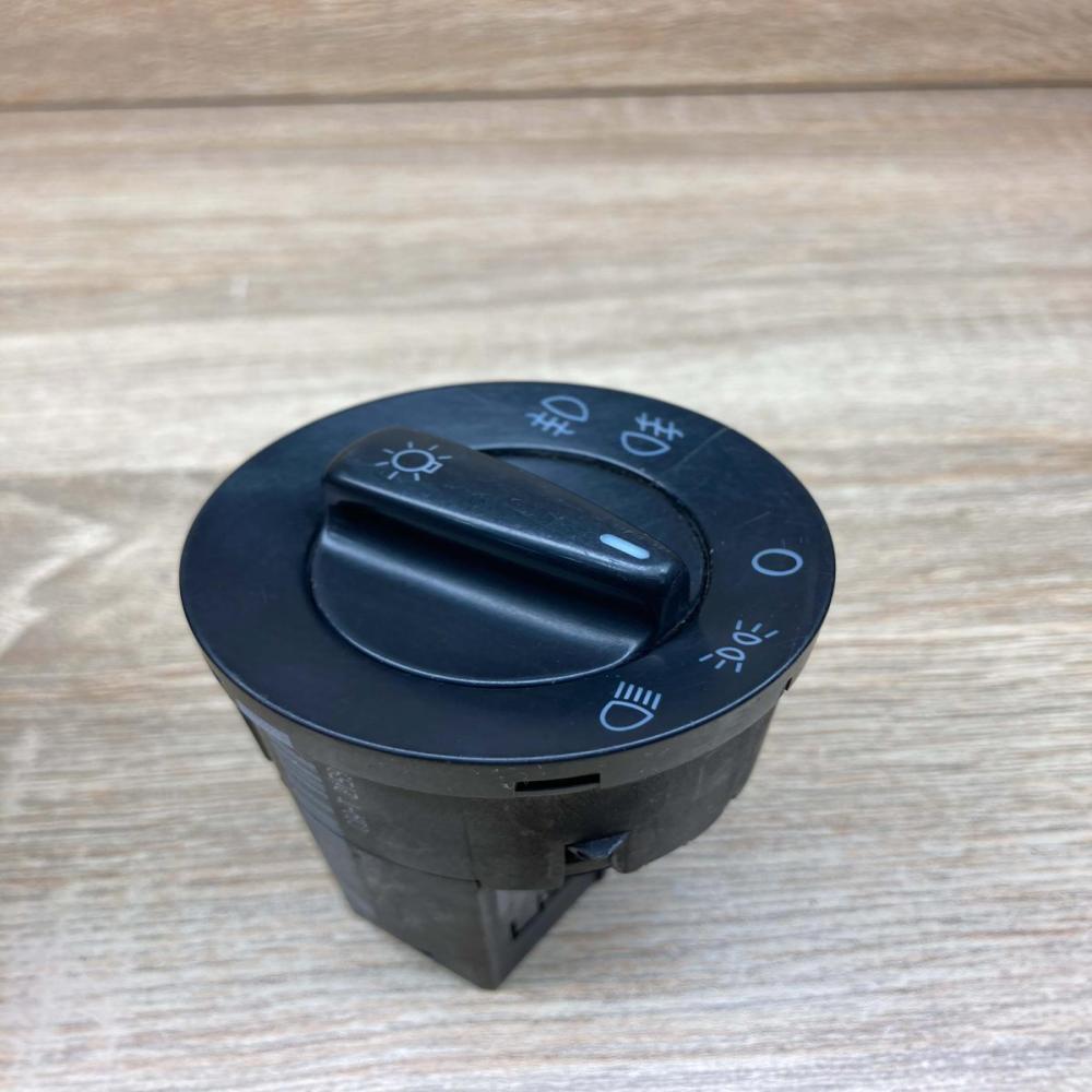 1C0941531A   Light switch Volkswagen PASSAT B5.5