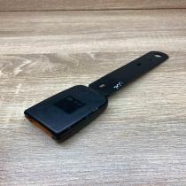 Suzuki GLX Seat Belt Buckle   Rear seatbelt buckle Suzuki XL7 I