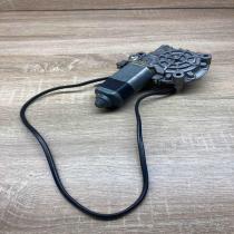 0531826101   Front door window regulator motor Audi A6 S6 C4 4A