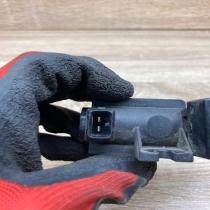 7796634 70057903  Turbo solenoid valve BMW 5 E60 E61