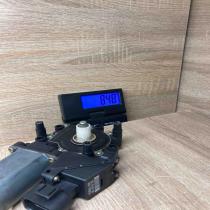 8D0959802 050719 00  Front door window regulator motor Audi A4 S4 B5 8D