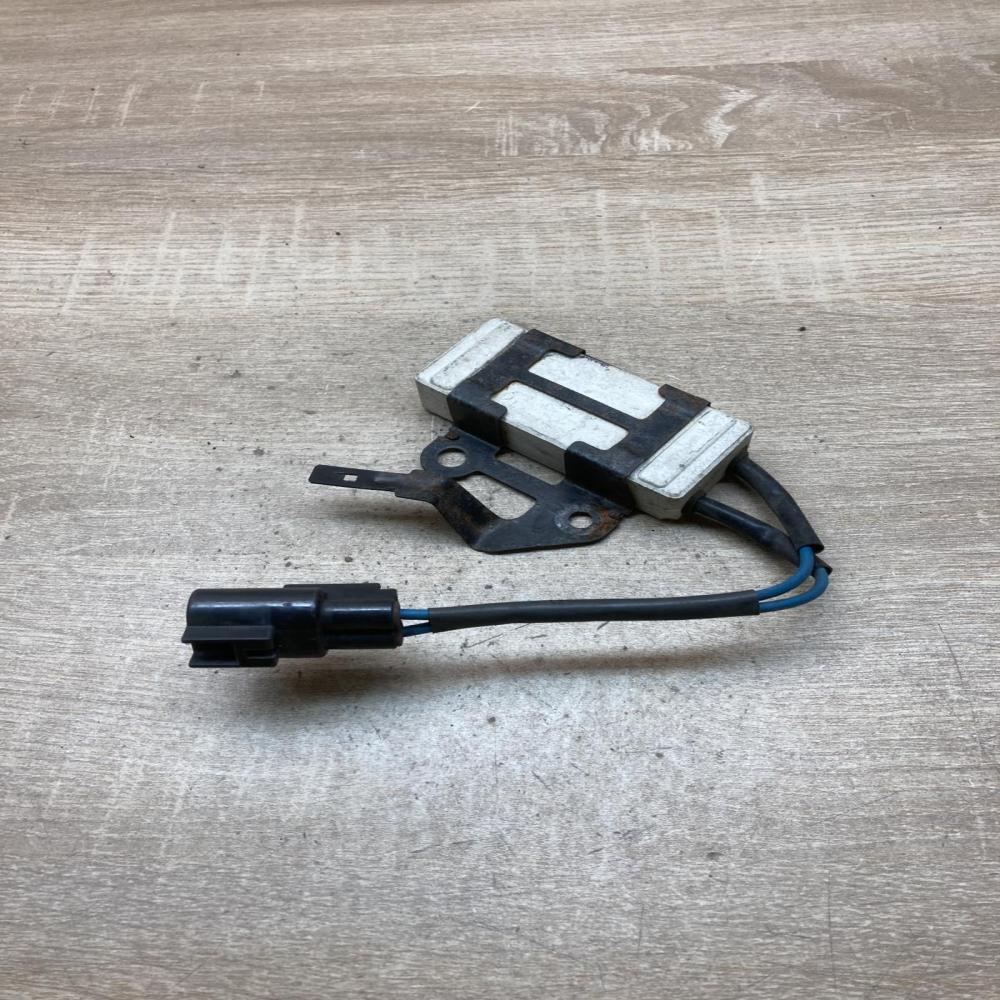 246810 3560 2468103560  Coolant fan relay Toyota Corolla Verso E121