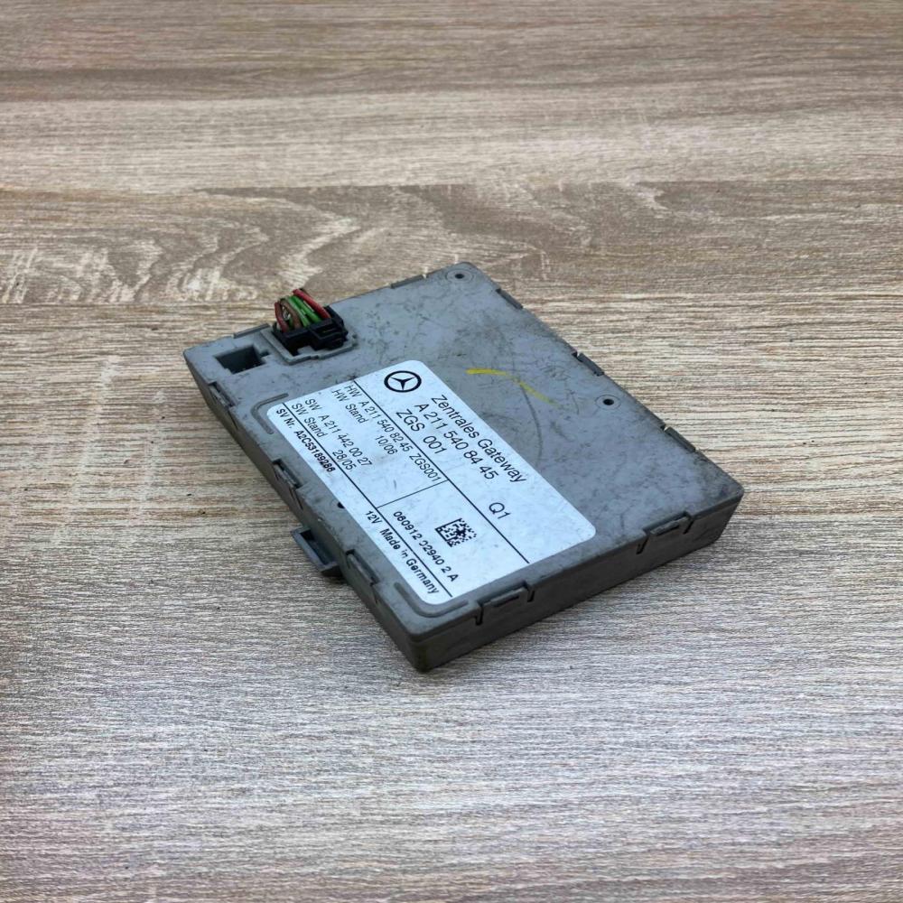 A2115408445 A2115408245 With Plug Gateway control module Mercedes-Benz E W211