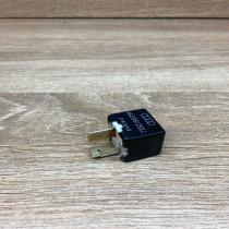 443951253J  213 Other relay Audi A4 S4 B5 8D