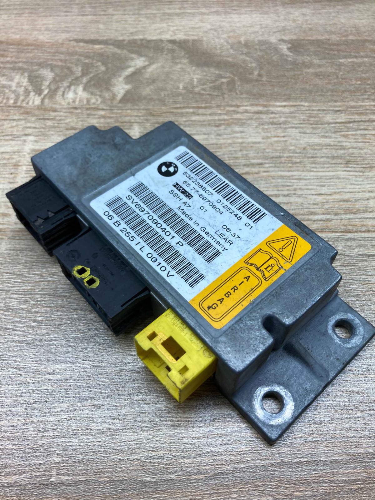 6970904   Airbag control unit/module BMW 7 E65 E66