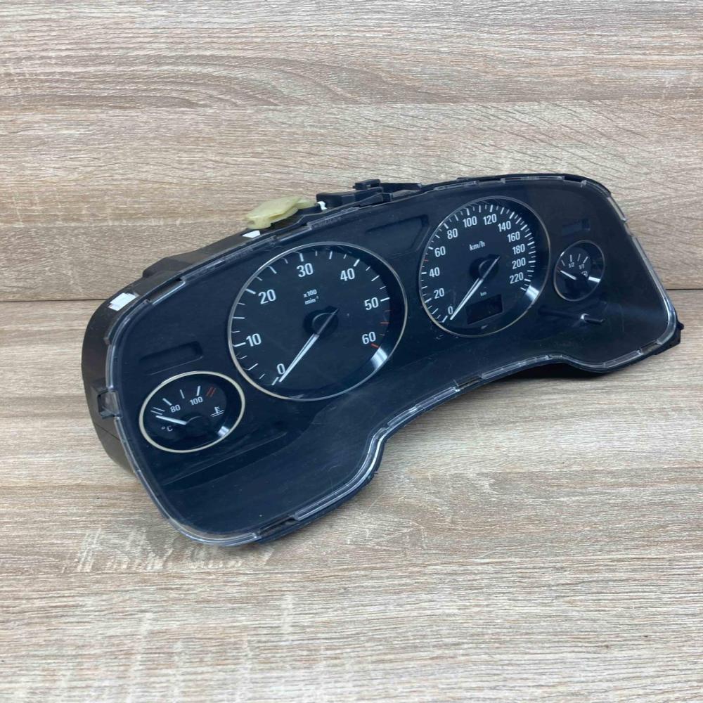 24451493TH 110080156  Speedometer (instrument cluster) Opel Astra G