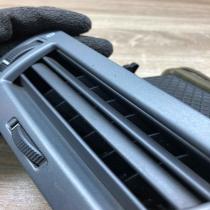 8223334 141218 10  Dashboard side air vent grill/cover trim BMW 7 E65 E66