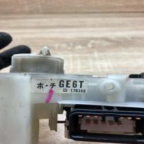 17B366 GE6T  Wiper control stalk Mazda 626