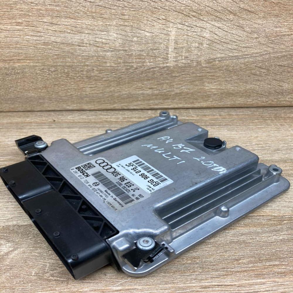 03G906016JC 281012728  Engine control unit/module ECU Audi A4 S4 B7 8E 8H