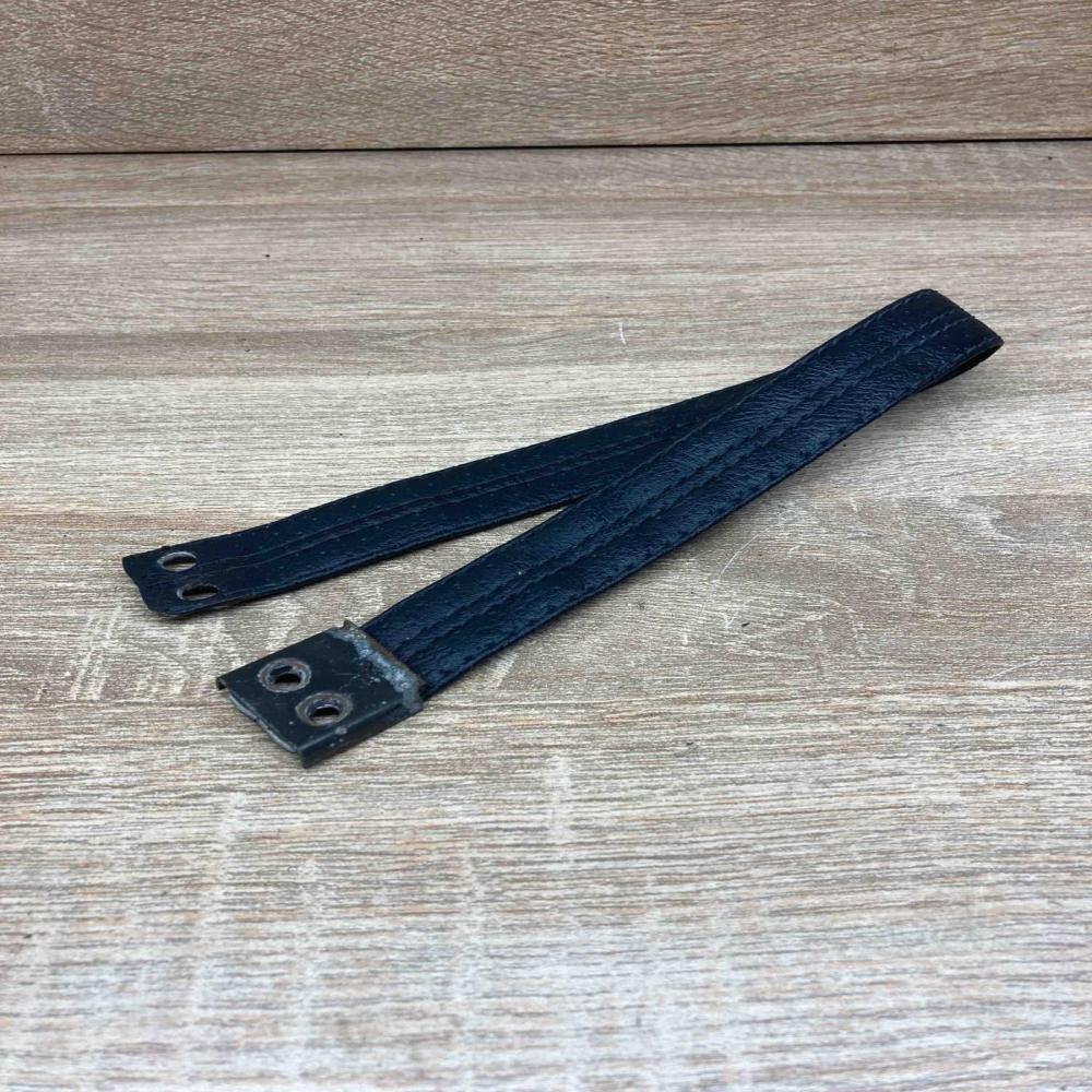 Mercedes Benz Trunk Door Grab Lever   Other trunk/boot trim element Mercedes-Ben