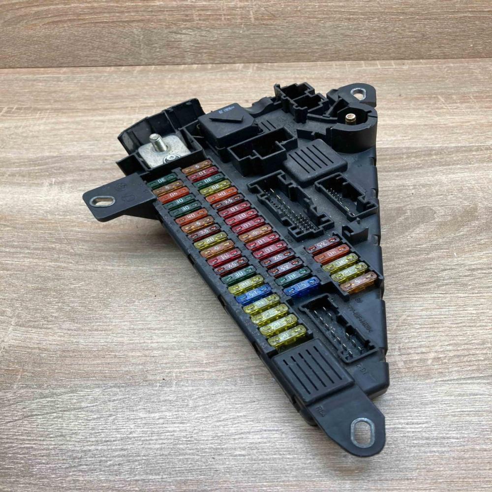 9138830 Used  Fuse module BMW 5 E60 E61