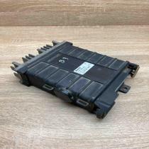 893907404F 0261200228  Engine control unit/module ECU Volkswagen PASSAT B3