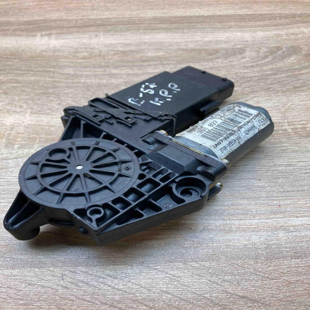 3B4837751BD 9700 09550 300  Front door window regulator motor Volkswagen PASSAT