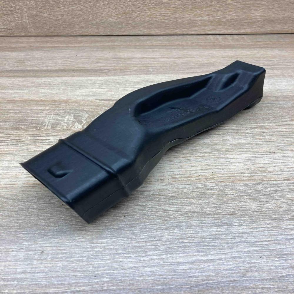 A2118313046   Cabin air duct channel Mercedes-Benz E W211