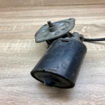 0390346137   Wiper motor Mercedes-Benz 307