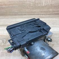 0265950749  With Plug ABS Pump Toyota Avensis T270