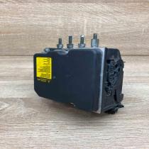 0265950749  With Plug ABS Pump Toyota Avensis T250