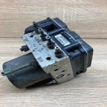 0265950749  With Plug ABS Pump Toyota Avensis T250