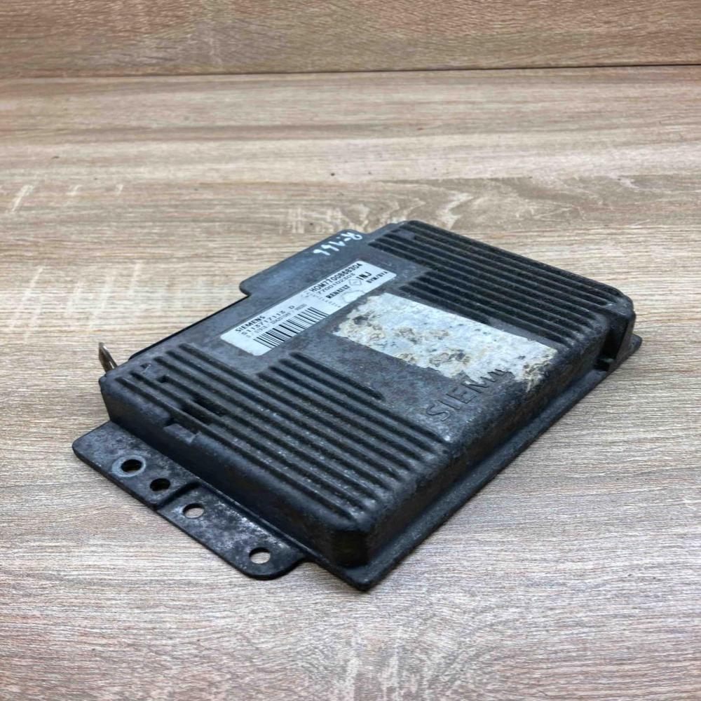 7700868304 S113717113D  Engine control unit/module ECU Renault Scenic I