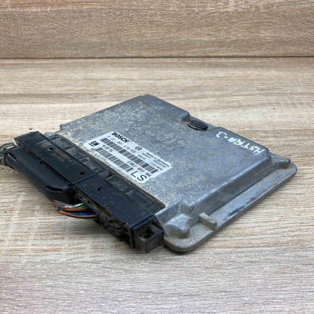 90589736 281001670 With Plug Engine control unit/module ECU Opel Astra G