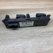 1J4959857   Electric window control switch Volkswagen Golf IV