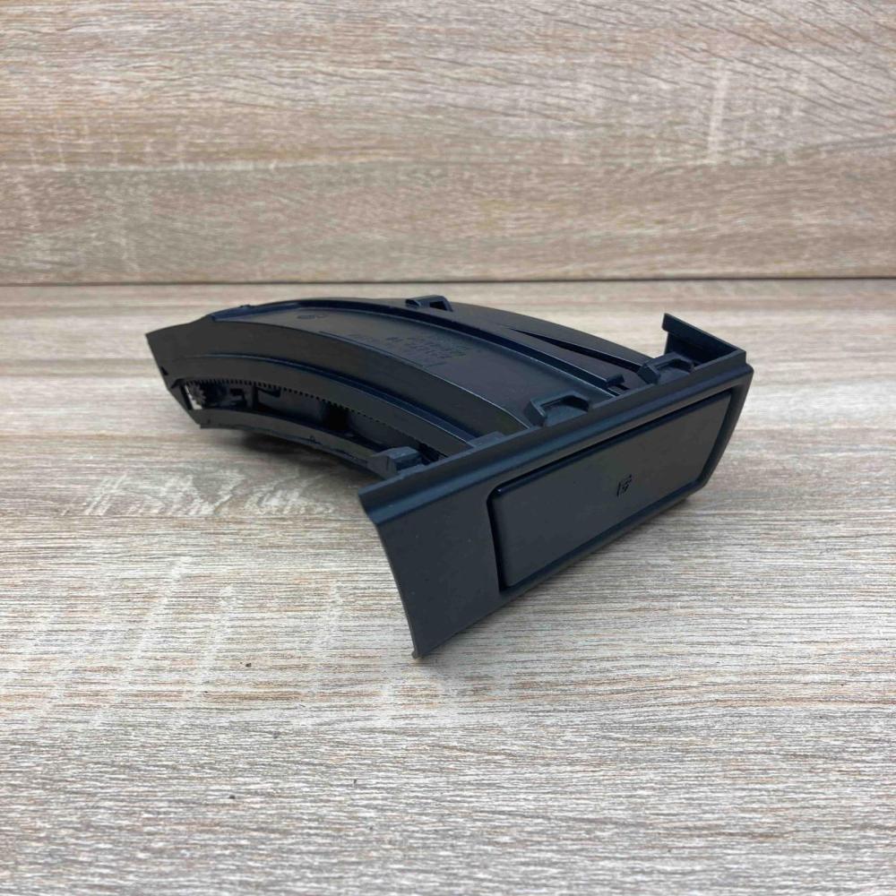 3418358 221672 10  Cup holder BMW X3 E83